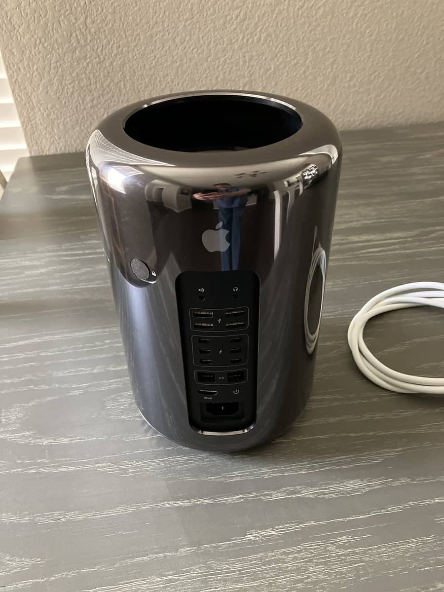 MacPro6,1